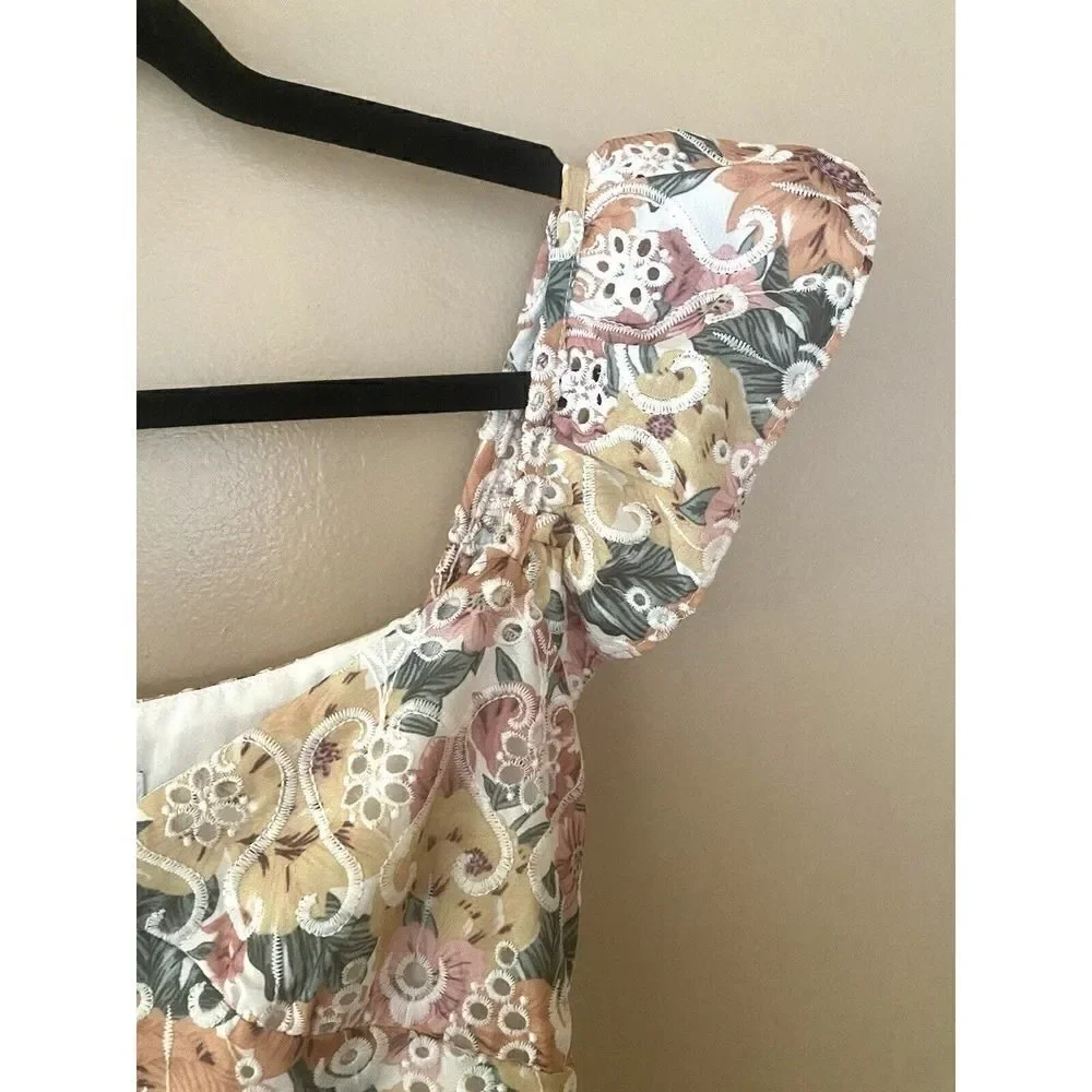 En Saison Presley Embroidered Tiered Floral Midi Dress Size L Summer NWT Revolve